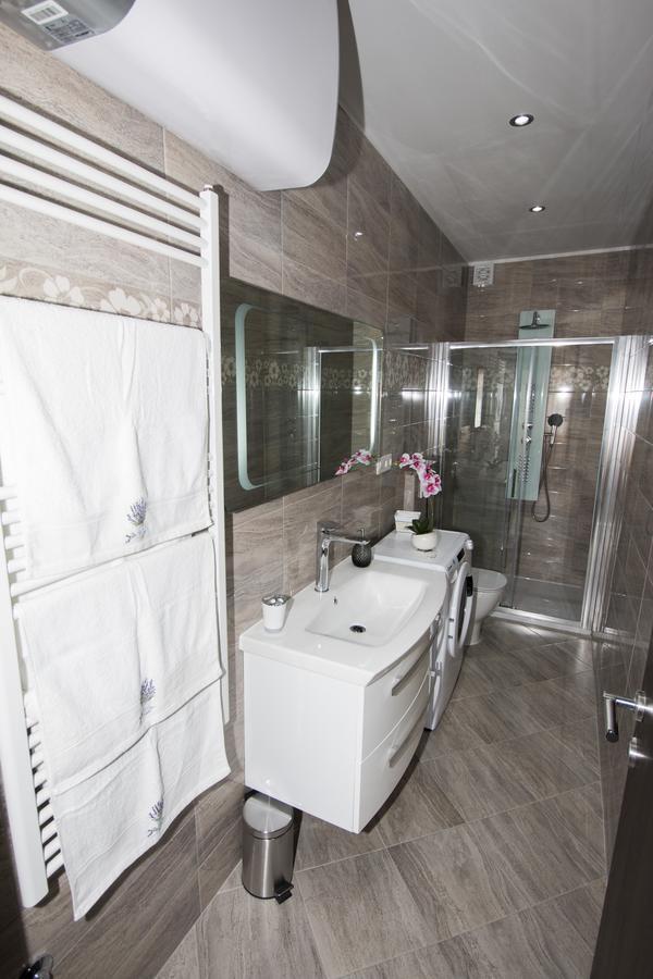Апартаменты Apartman Horizont Омиш Экстерьер фото