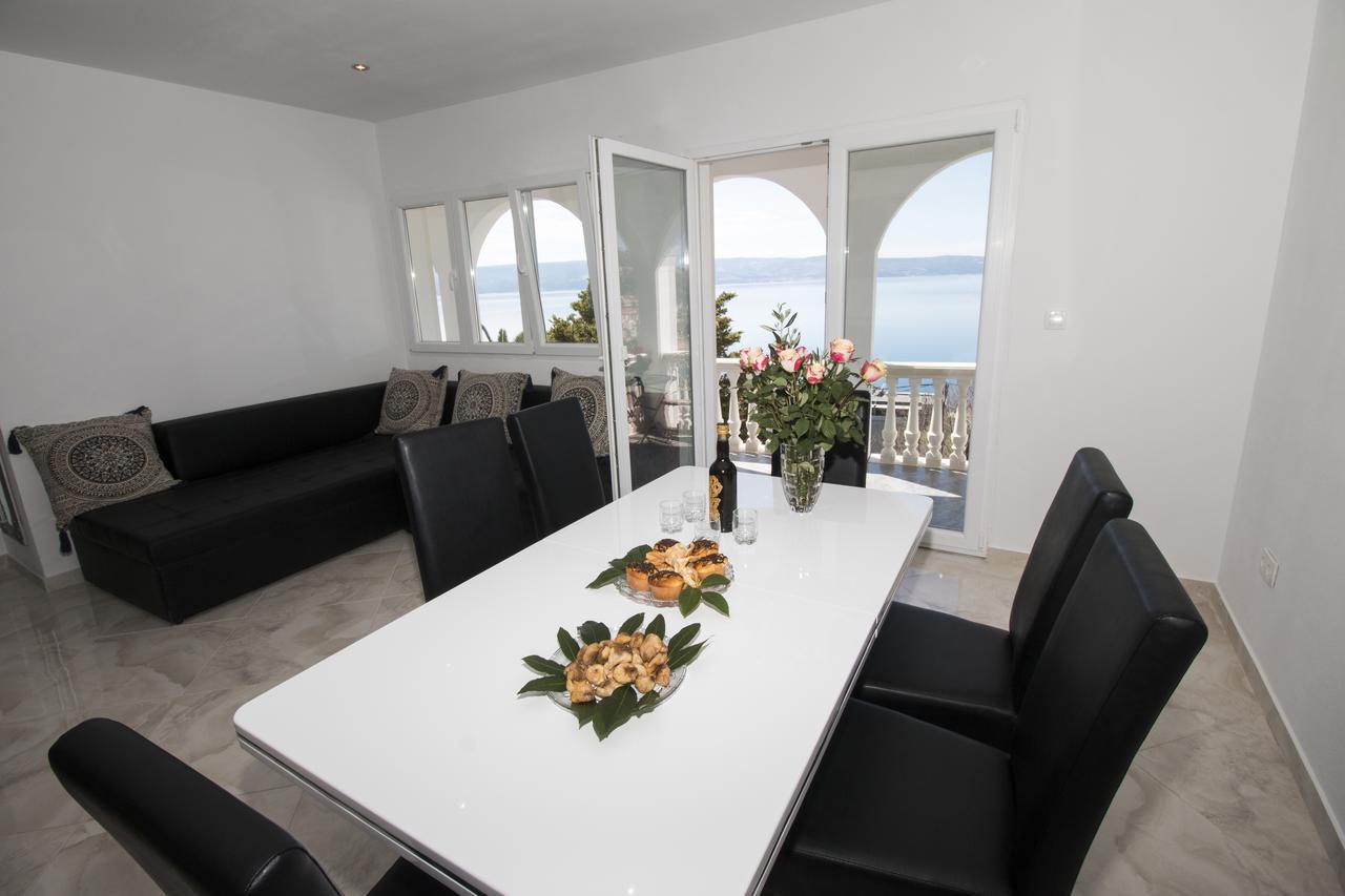 Апартаменты Apartman Horizont Омиш Экстерьер фото